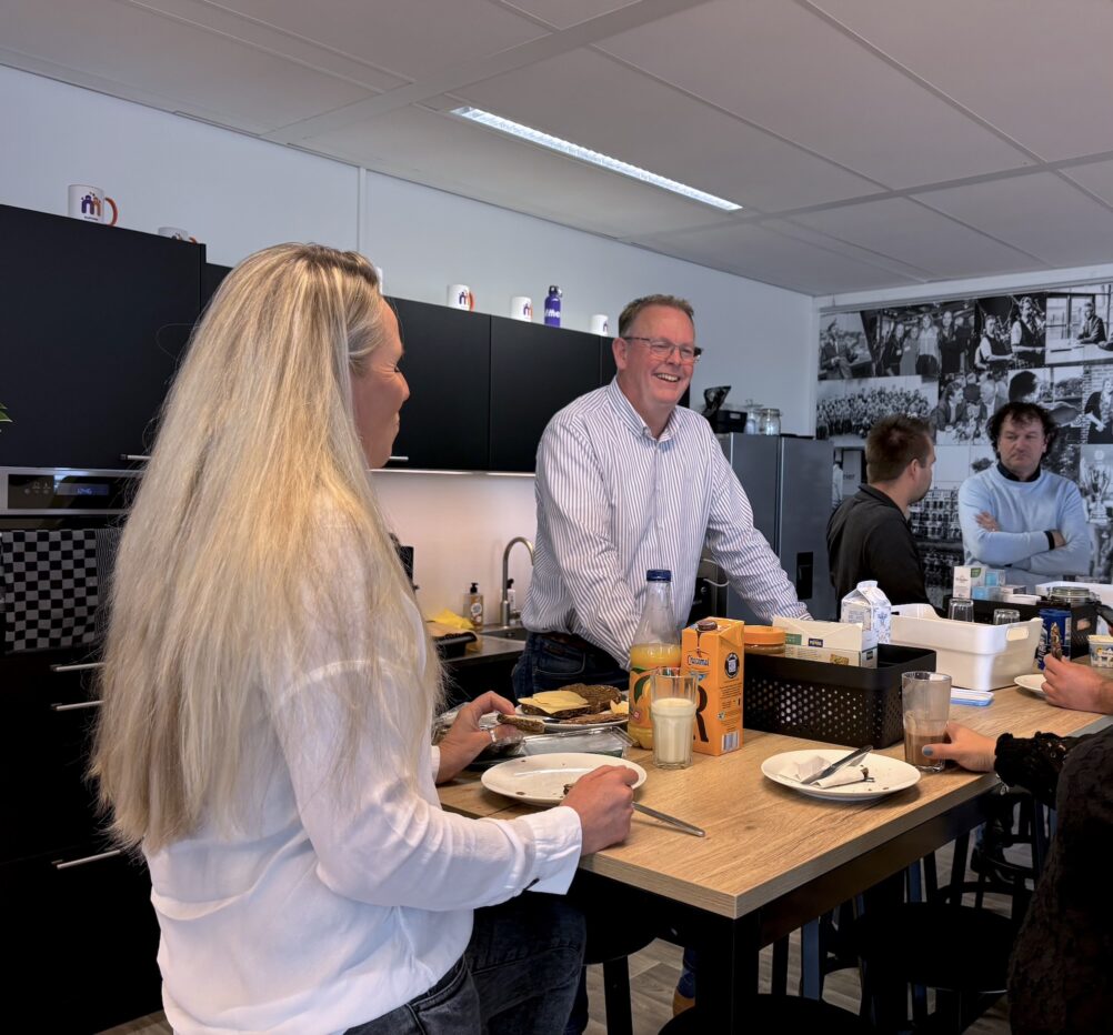 Sander aan de lunchtafel